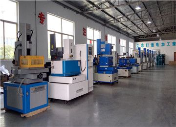 線切割中走絲的修刀參數(shù)怎樣設(shè)置？【仁光智能】