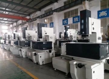 怎樣快速了解的dk77電火花機床？-仁光